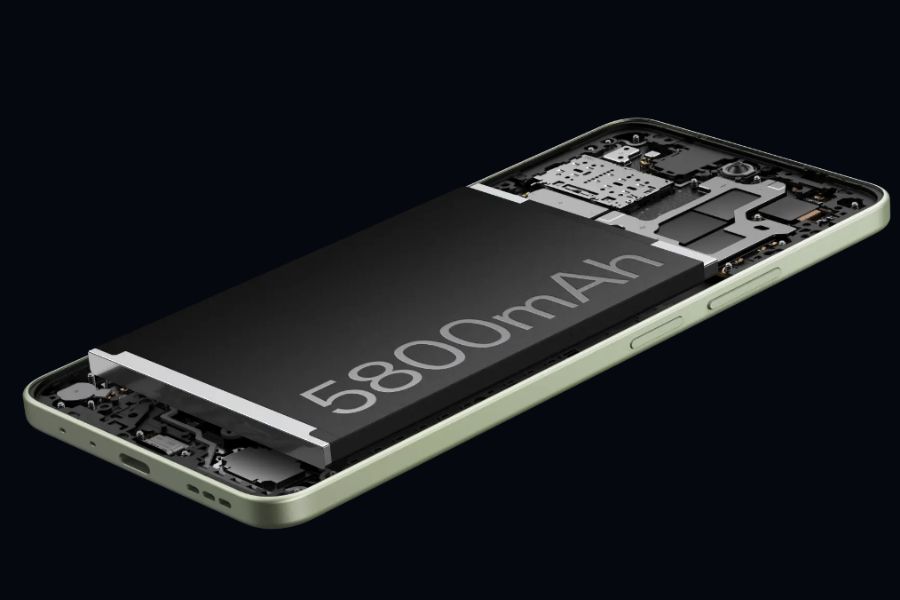 5800 mAh battery