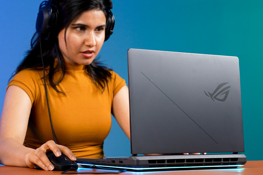 Asus ROG Strix G16 (2025) - Design 3