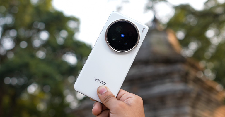 Vivo X300 series confirmed with custom 200MP Samsung HPB sensors Vivo X200 Pro Review