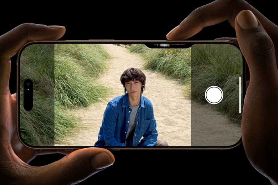 iPhone 16 Pro Camera