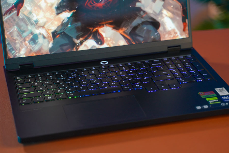 Lenovo Legion Pro 5i (2025) - Keyboard